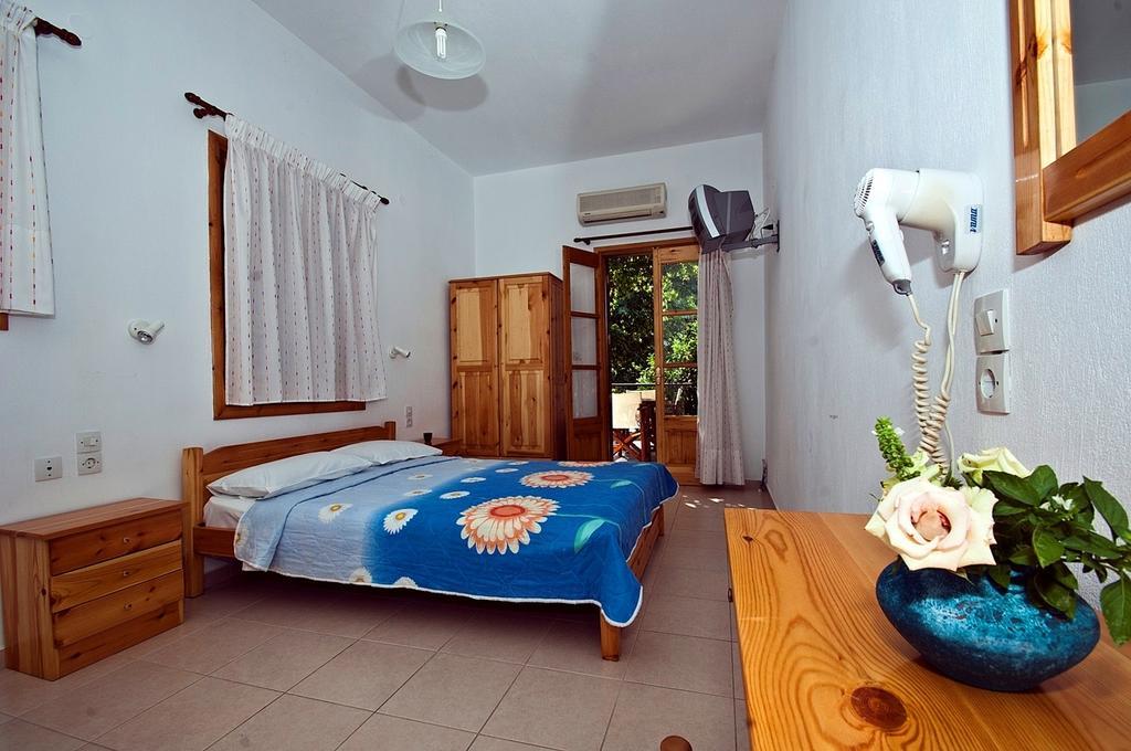 Athina Apartments Neo Klima Room photo