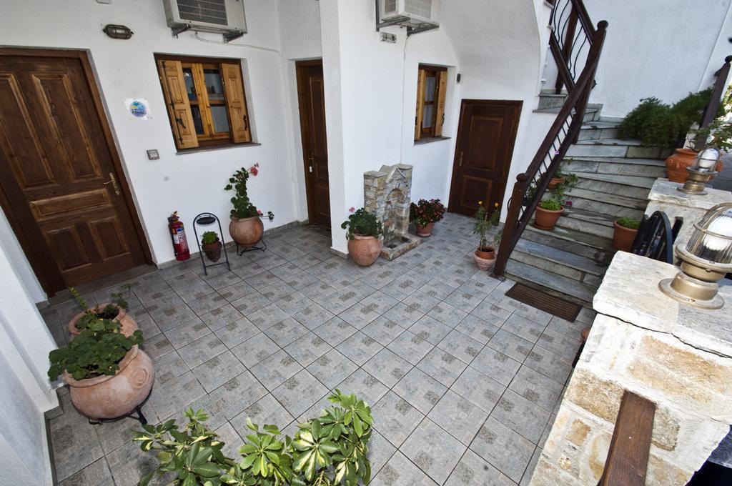 Athina Apartments Neo Klima Exterior photo